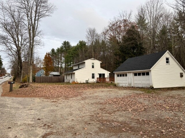 Building Photo - 321 Clinton St