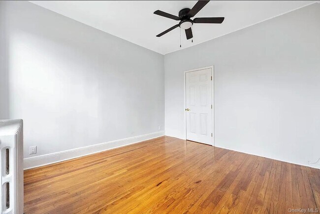 Building Photo - 71-52 68th St
