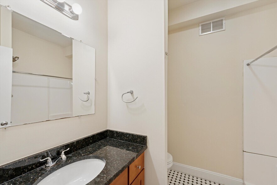 Building Photo - 1929 N 18th St