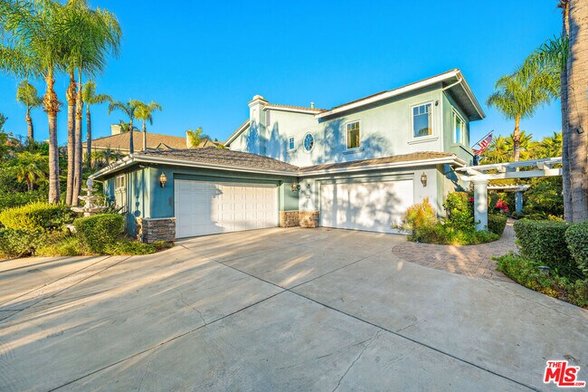 Building Photo - 2428 Oak Canyon Pl