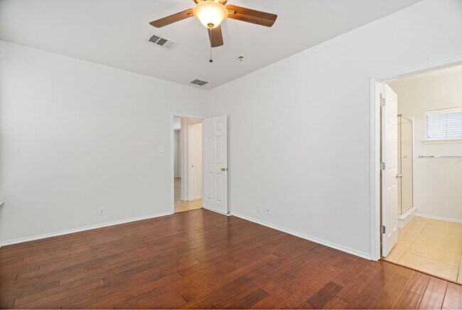 Building Photo - 3 br, 2.5 bath House - 10917 Sangria Mist