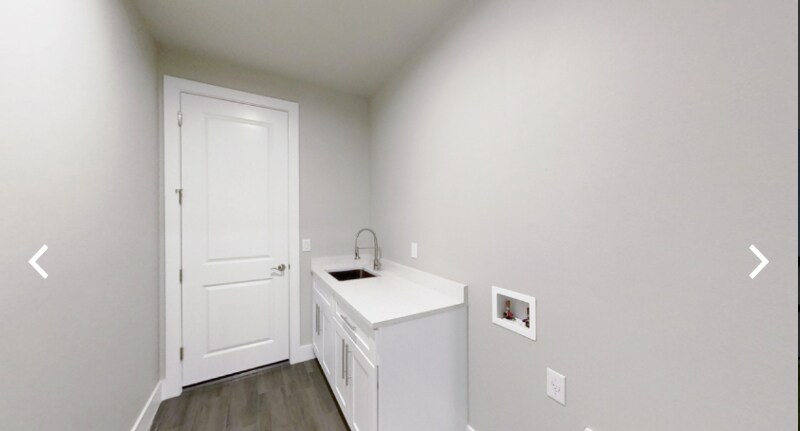 Building Photo - 3037 SW 28th Ave