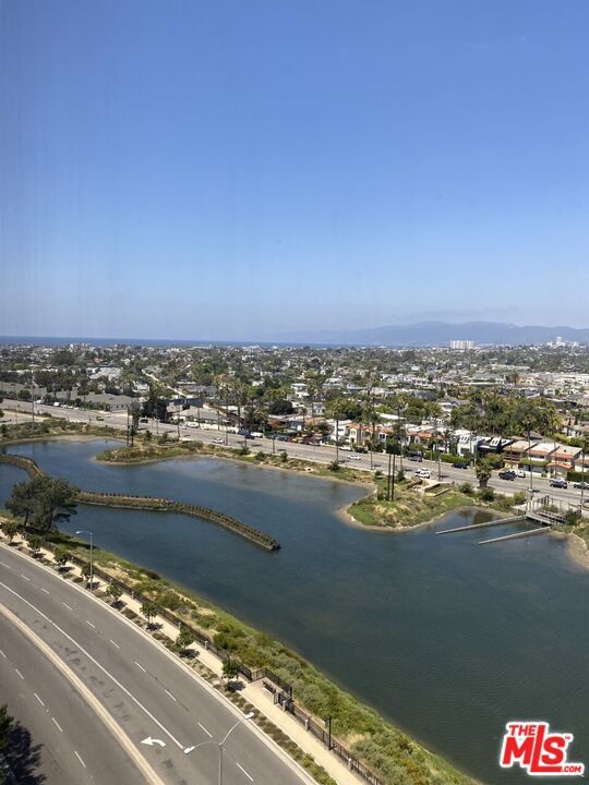 Building Photo - 4316 Marina City Dr