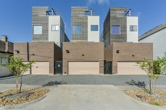 Building Photo - 2518 Mason St