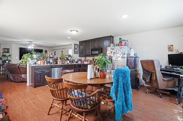 Building Photo - 1812 Village Park Trail