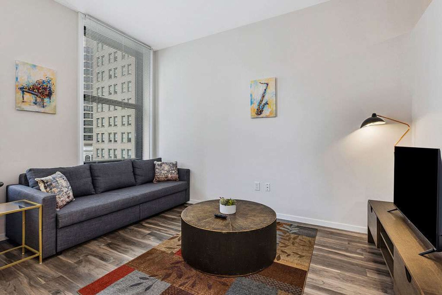 Building Photo - 9-JAN-JAN E 4th St