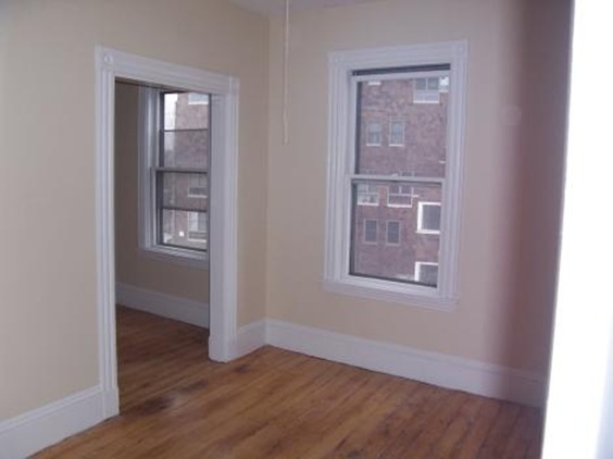 Building Photo - 369 Prospect St