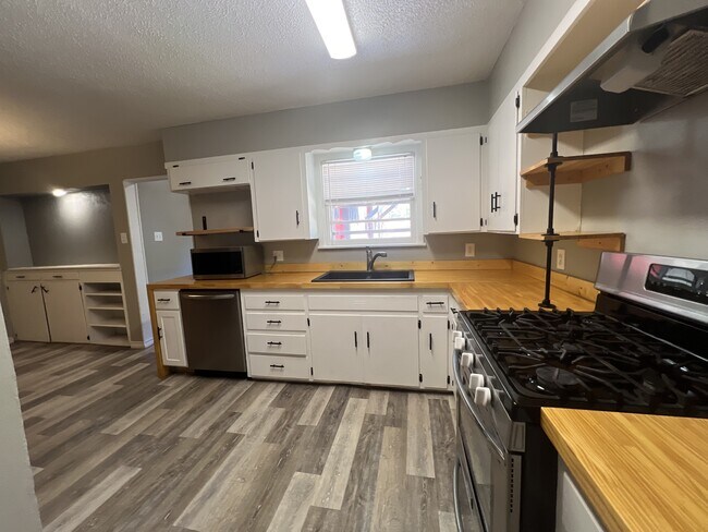 Building Photo - 3818 30th St