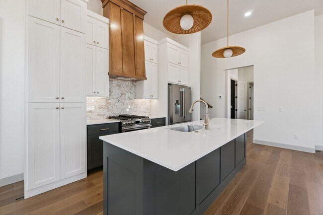 Building Photo - Natural Soul, Modern Flow, Your Boho Escape Awaits!