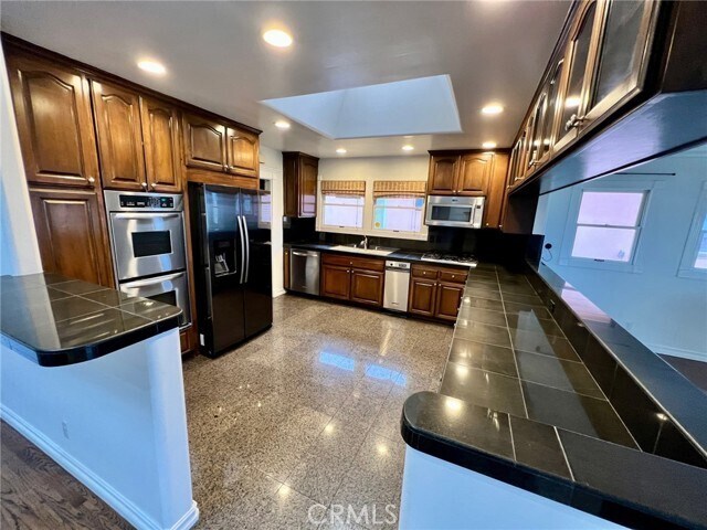 Building Photo - 342 Camino de las Colinas