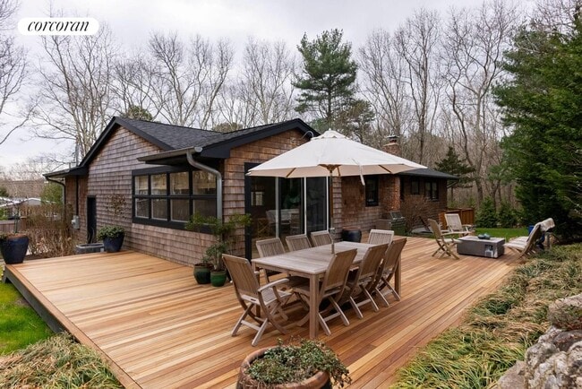 Building Photo - 35 Sylvan Ln