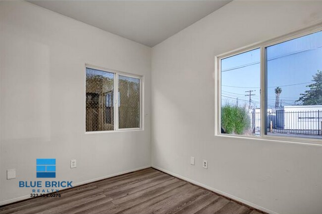 Building Photo - 8316 San Pedro St
