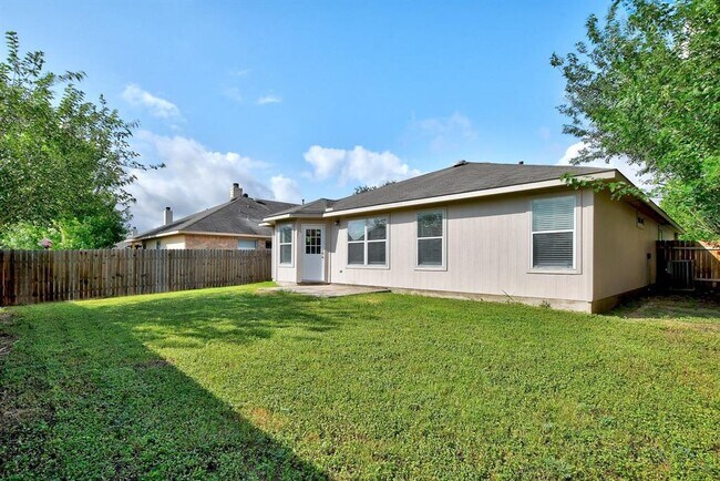 Building Photo - 361 Carriage Way