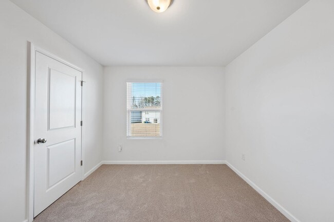 Building Photo - 3517 Strawberry Patch Row