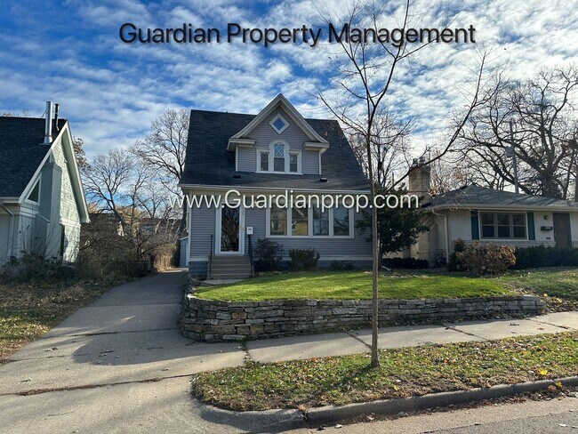 Primary Photo - East Harriet Single Family Home, 2 Car Gar...