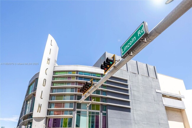 Building Photo - 1331 Lincoln Rd