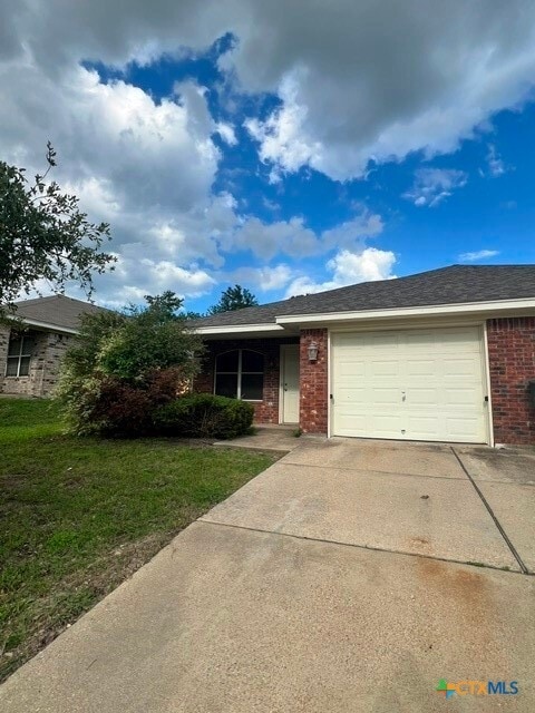 Building Photo - 607 Olaf Dr