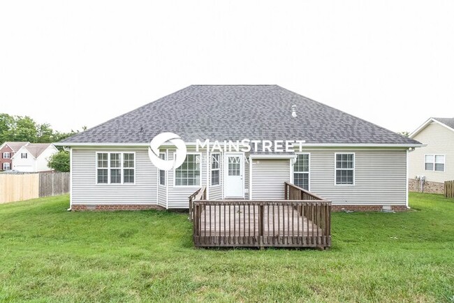 Building Photo - 2737 Aston Woods Ln
