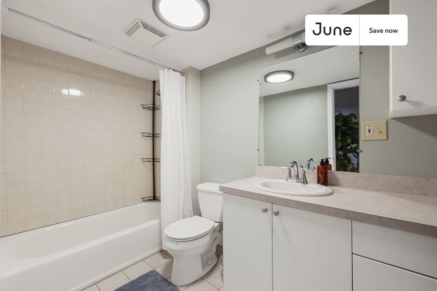 Building Photo - 14-18 Bacon Street