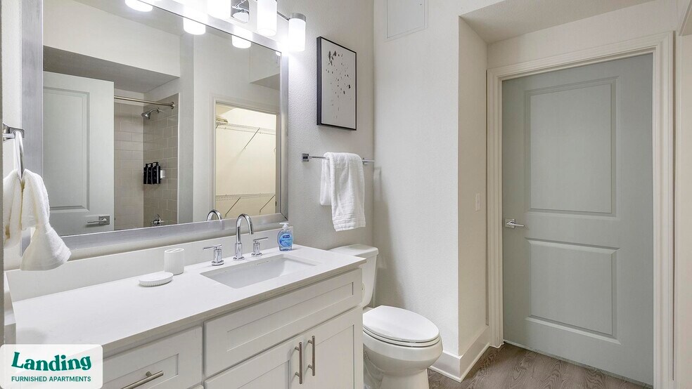 Building Photo - 15777 Quorum Dr