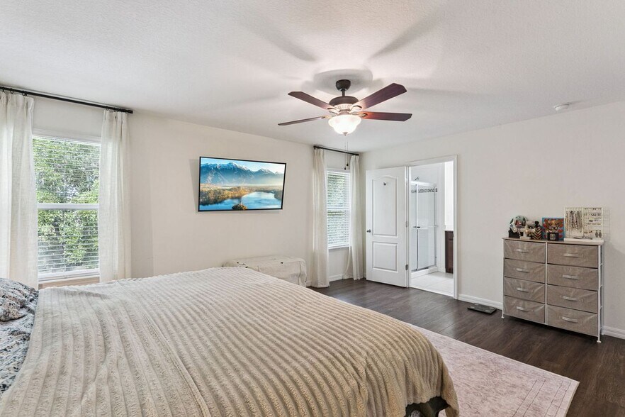 Building Photo - 1356 Scarlet Oak Loop