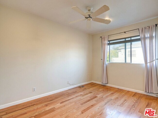 Building Photo - 2912 11th St