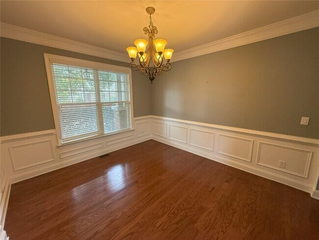 Building Photo - 3730 Clay Ct