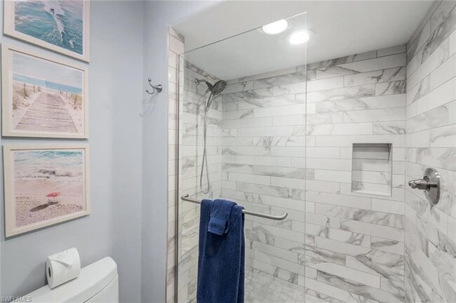 Building Photo - 13641 Worthington Way