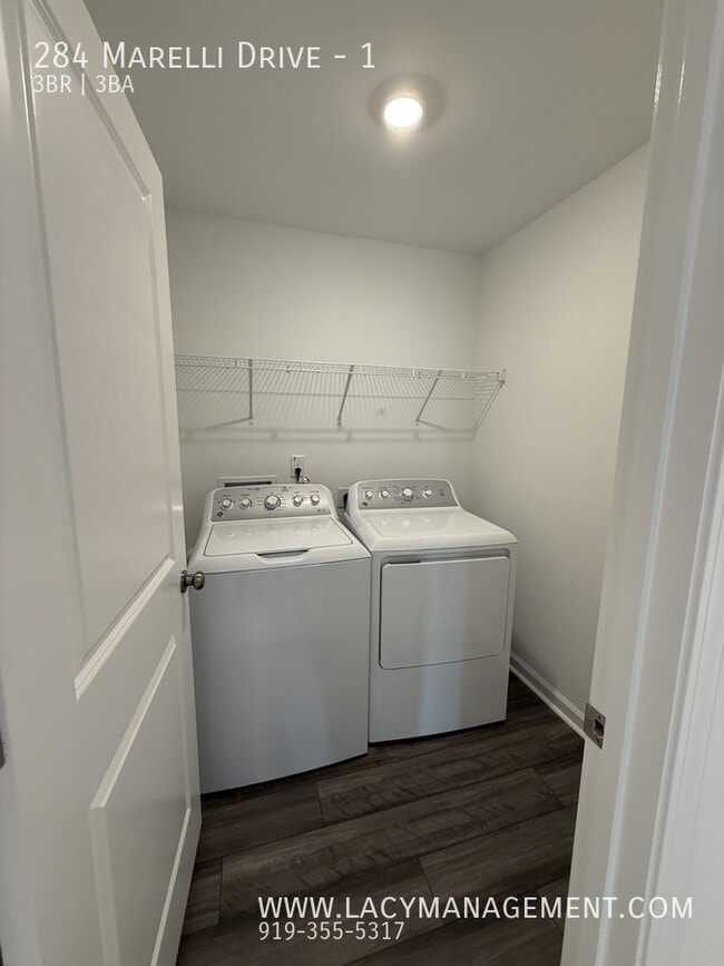 Building Photo - 284 Marelli Dr