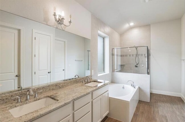 Building Photo - 218 Gulfton St