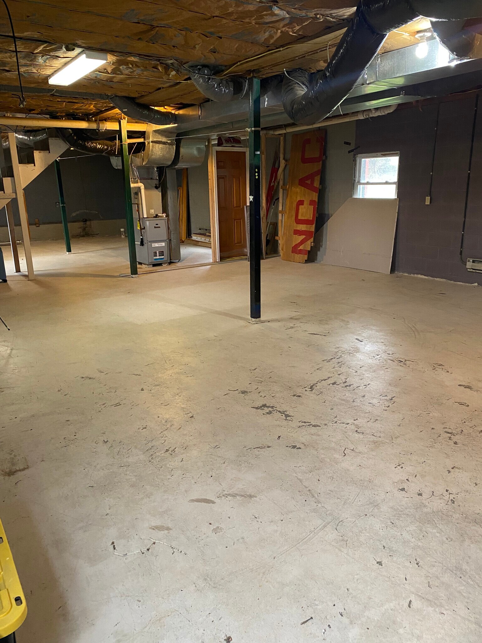 Building Photo - 215 Canfield St