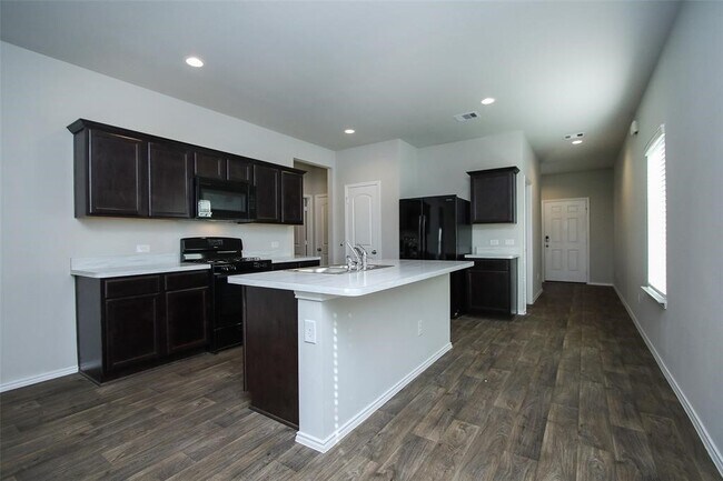 Building Photo - 4023 Wyanngate Dr