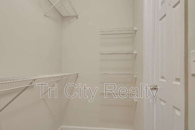 Building Photo - 289 Baldwin Ct