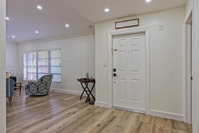 Building Photo - 10900 SW 124th Rd