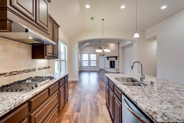 Building Photo - 9916 Echo Summit Dr