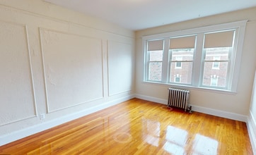 Building Photo - 9/1 No Fee! spacious studio w/updated eat in kitchen near B/C/D trains