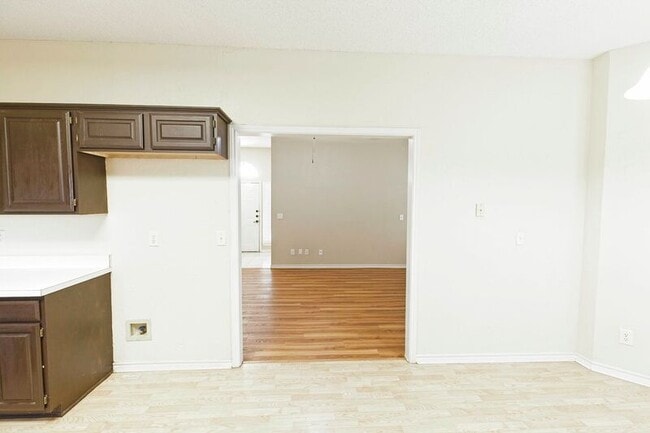 Building Photo - 10716 Trestles Rd