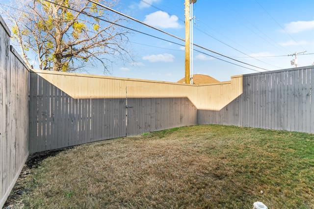 Building Photo - 6531 Roper St