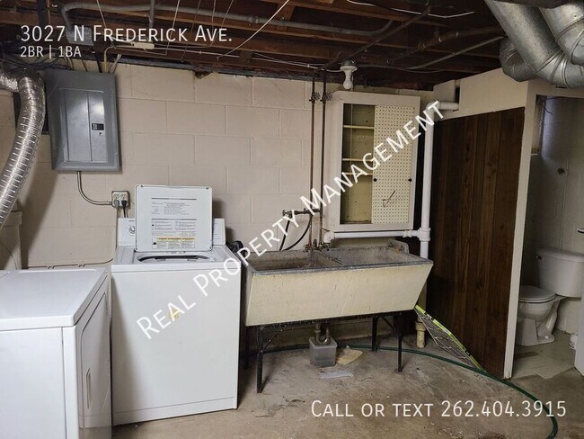 Building Photo - 3027 N Frederick Ave