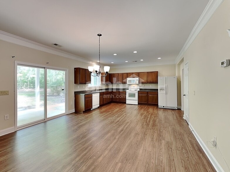 Building Photo - 419 Annaberg Ln