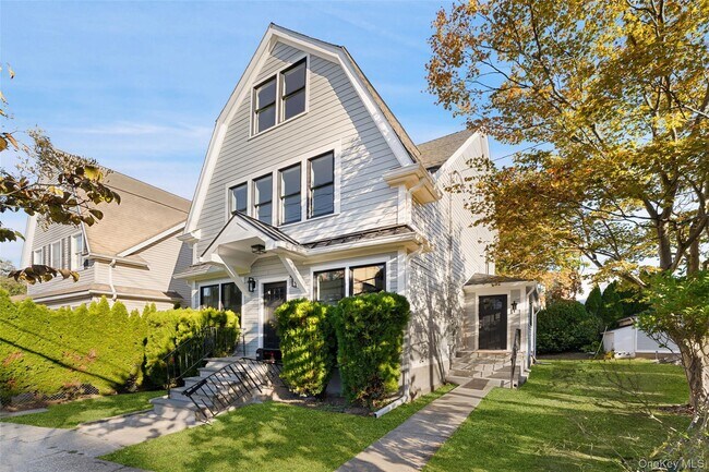 Building Photo - 15 Lincoln Ave