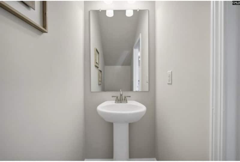 Building Photo - 227 Carillo