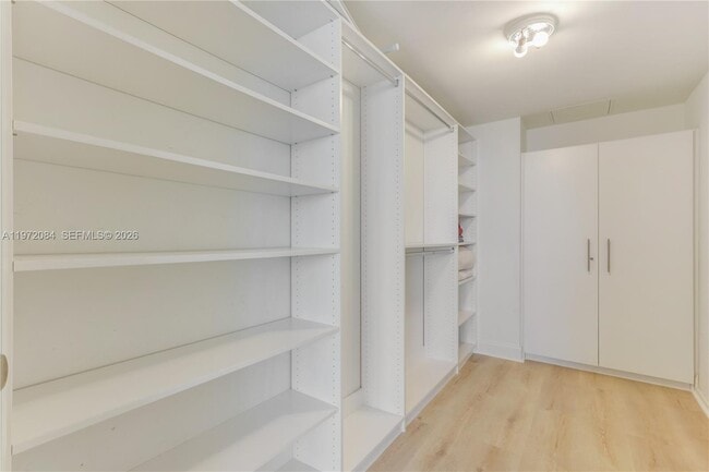 Building Photo - 1830 S Ocean Dr