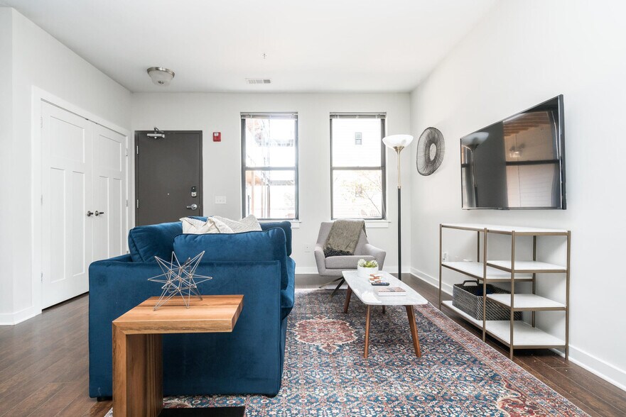 Primary Photo - 1016 18th Ave S