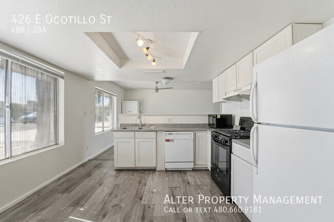 Building Photo - 426 E Ocotillo St