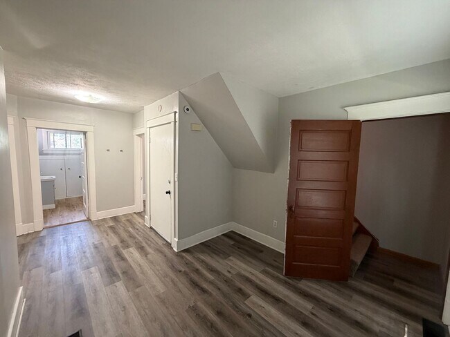 Building Photo - 2841 N 45th St