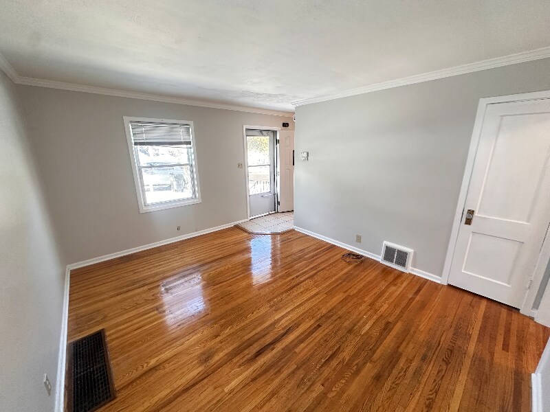 Building Photo - 241 Boston St