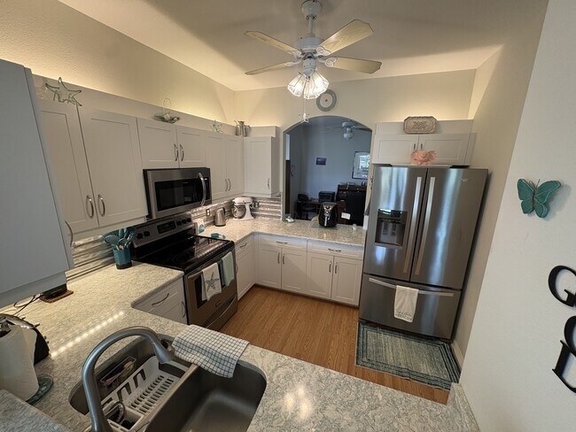 Building Photo - 322 Greenwood Lake Dr