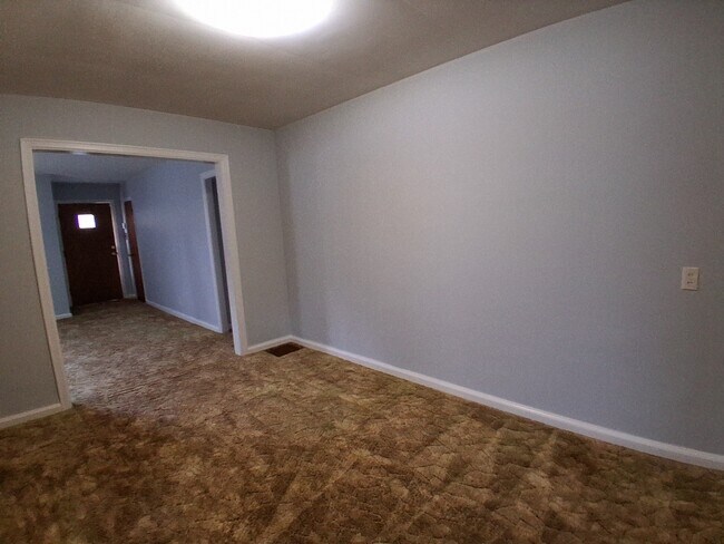 Building Photo - 928 N Griffin St