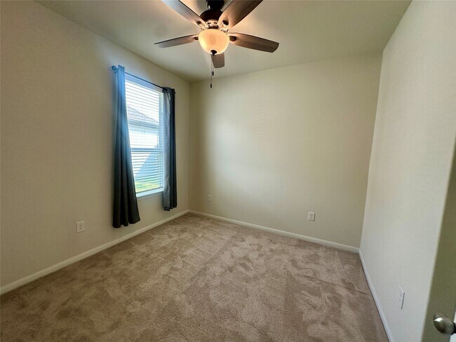 Building Photo - 17902 Sunny Savanna Dr